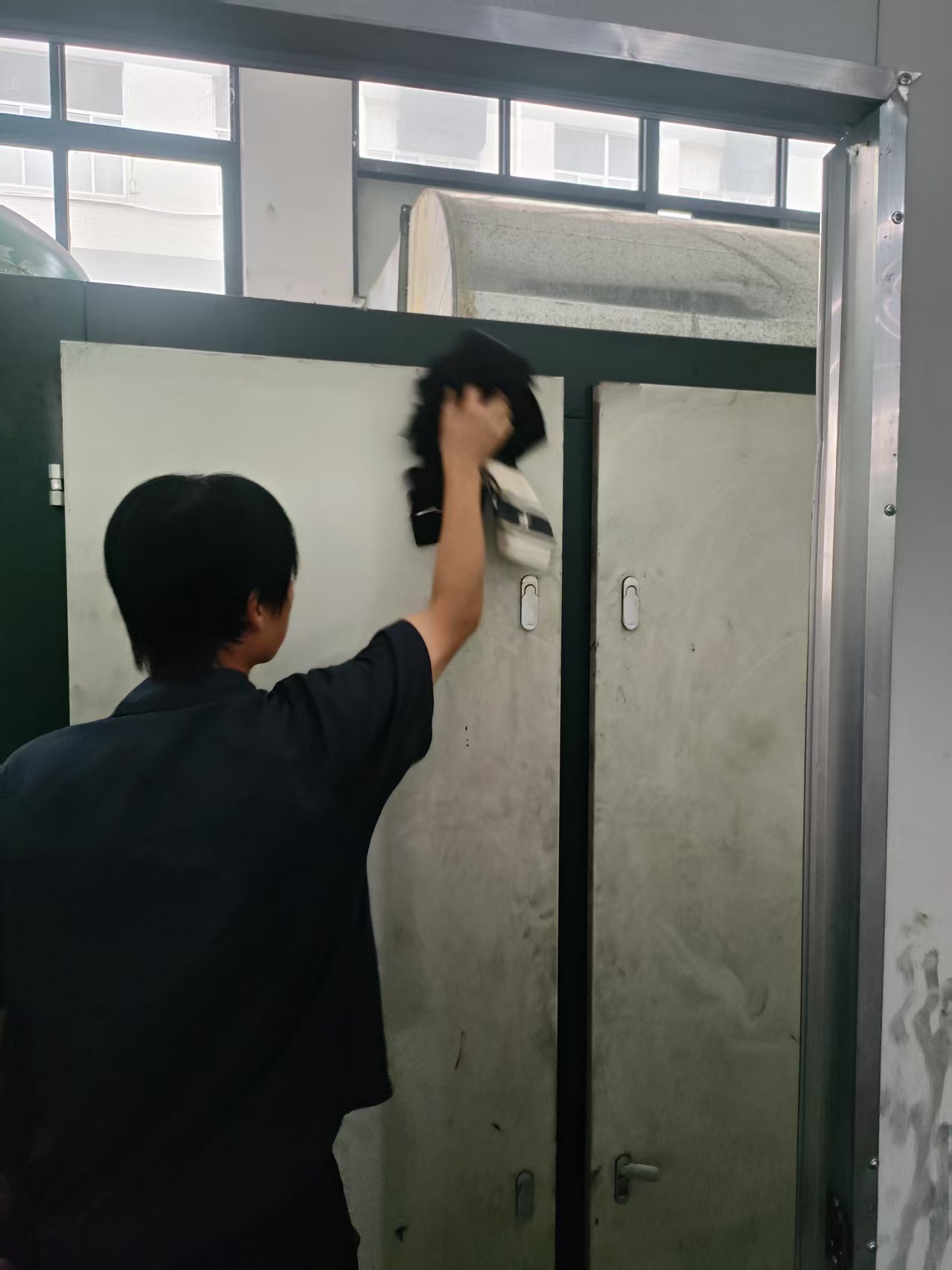 厦门某电子厂开山空压机巡检